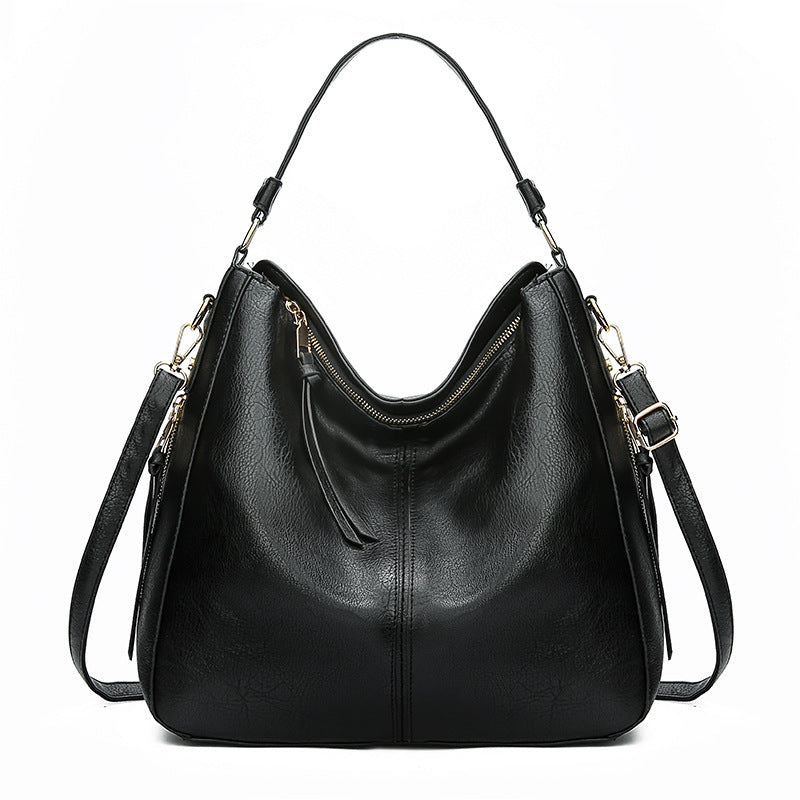 Louari Classic Shoulder Bag